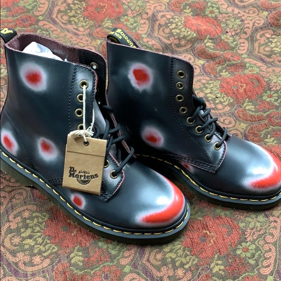 doc martens rub off